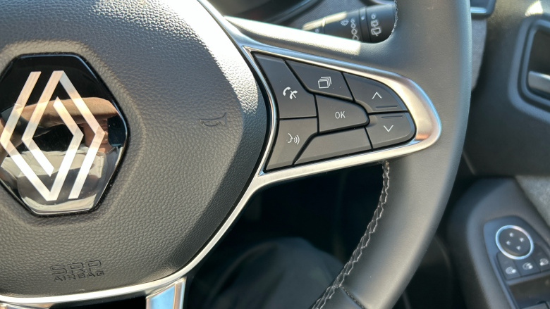 Renault Clio 1.0 TCe 90 Techno 5dr Petrol Hatchback